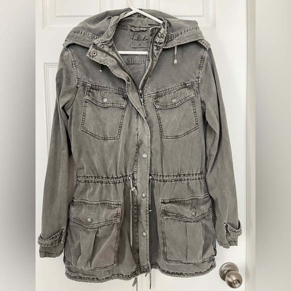 Talula Trooper Aritzia Jacket - Picture 1 of 2